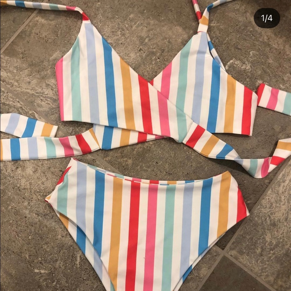 Cheeky high waisted bikini